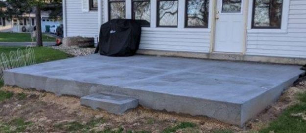 Picture of Patio - gray & broomed with step
