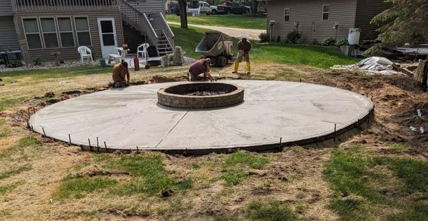 Picture of Round patio around existing firepit